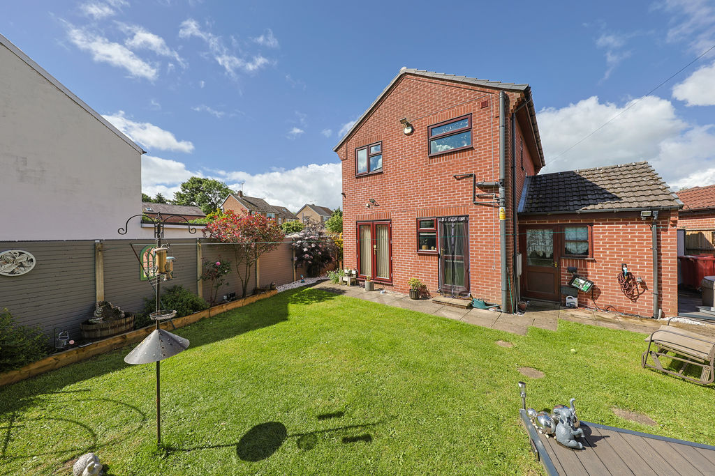 Torrani Way North Wingfield